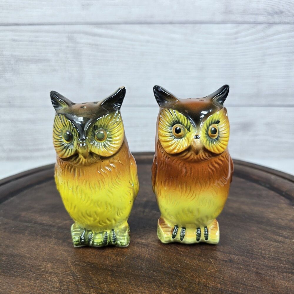 Vintage Ceramic OWL Salt & Pepper Shakers by Artmark Made in Japan